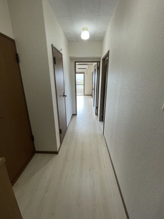 セントラルOZUの玄関