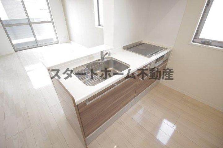 プロヌーブ名東Bのキッチン