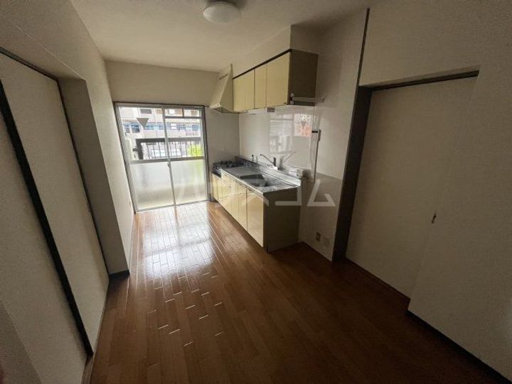 コーポ笹本の居間