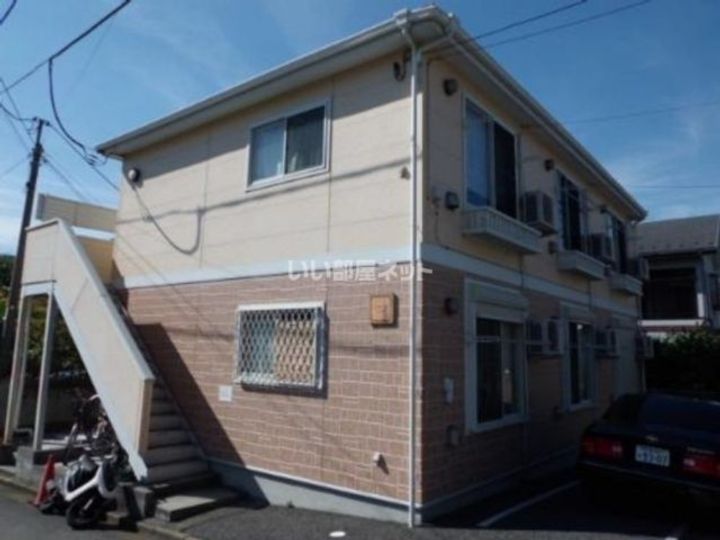 ルミエール大久保の外観