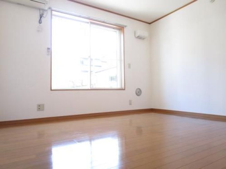 ルミエール大久保の居間