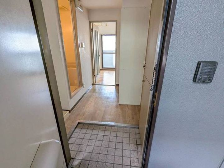 M Cityの玄関