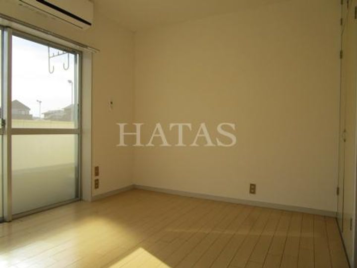 ドミール井ヶ谷の居間