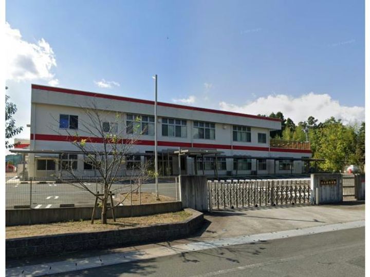 クローバーの周辺