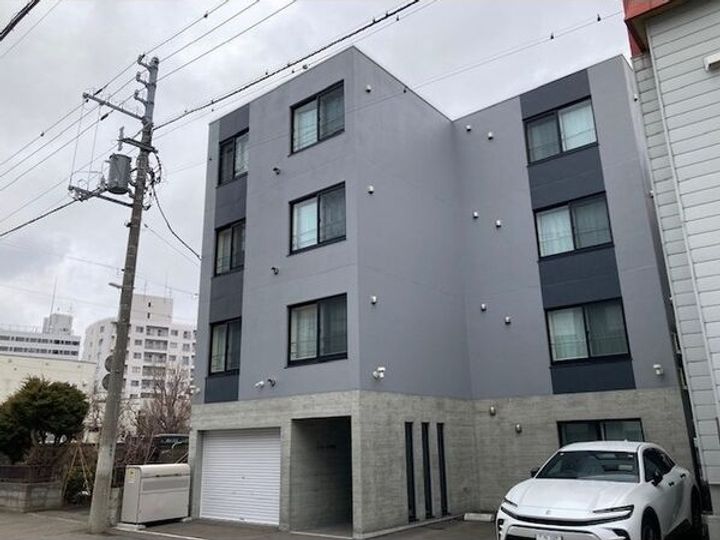 北海道札幌市豊平区平岸三条6(マンション)の賃貸物件の外観