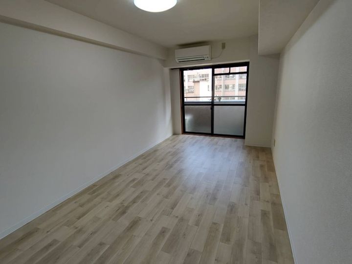 ドミール江戸堀の内装