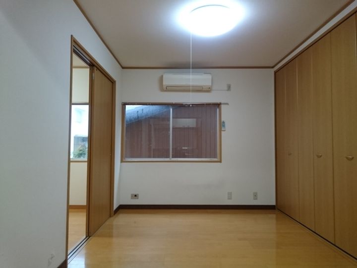 コーポオリオンの居間