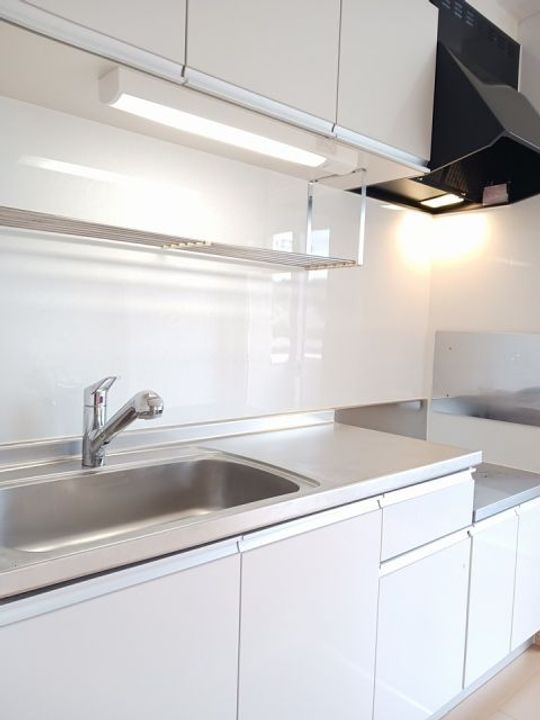 リバーサイド レジデンスAのキッチン