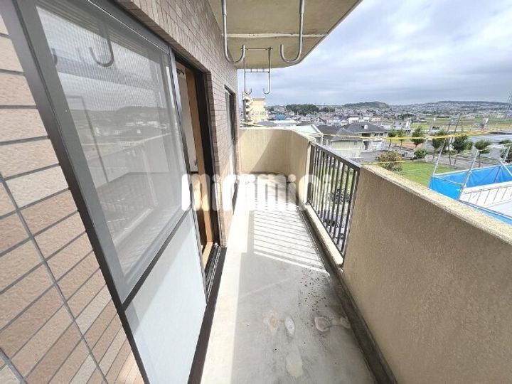 テイスティパレス坂部の内装