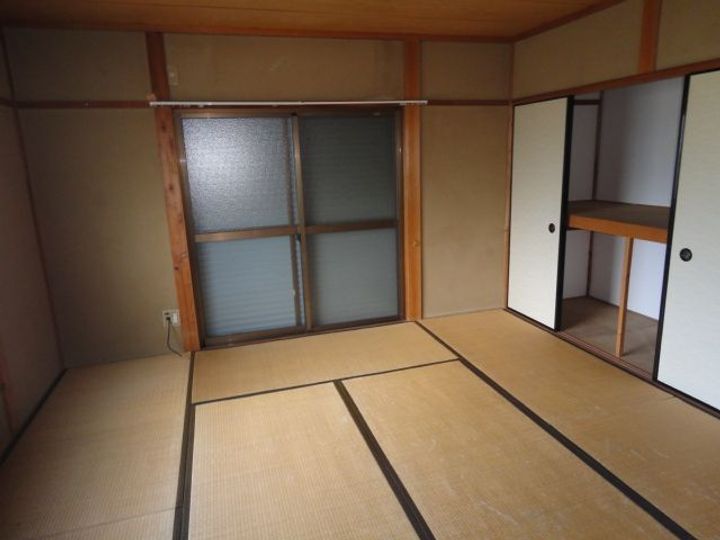 京都府京都市右京区北嵯峨名古曽町(一戸建)の賃貸物件の玄関