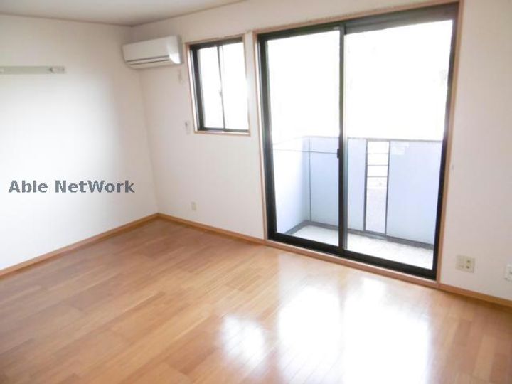 徳島県阿南市那賀川町上福井南川渕(アパート)の賃貸物件の居間