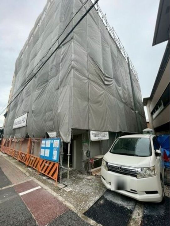 ジーイーオンズの外観