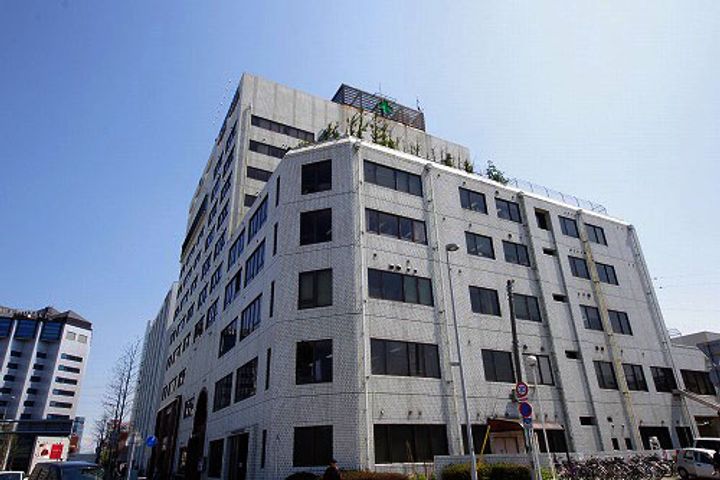 EAST BASEの周辺