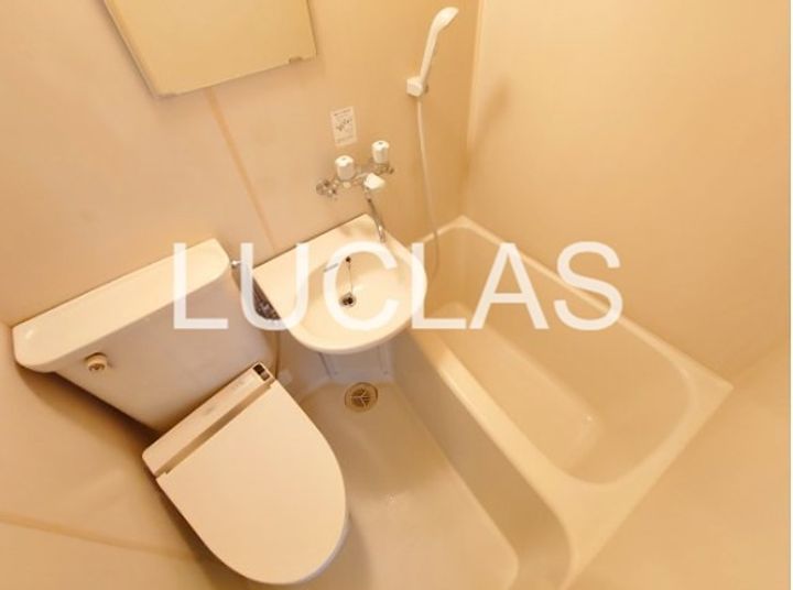 BーSTEPビルの内装