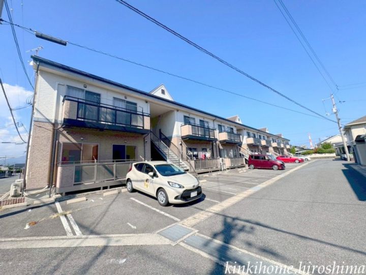 広島県大竹市南栄2(アパート)の賃貸物件の外観