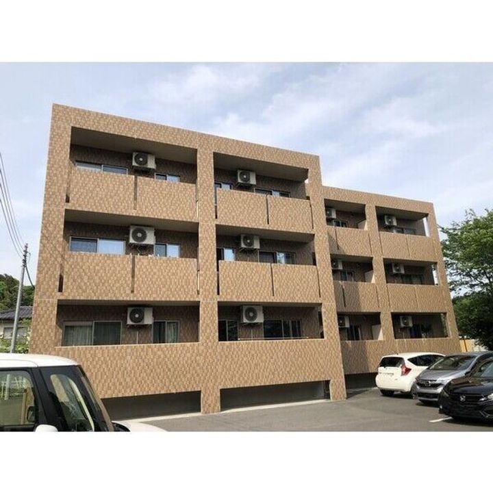 ガウディウムサカモトIIの外観