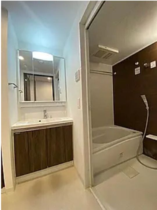 ベルエスパス箱崎の内装