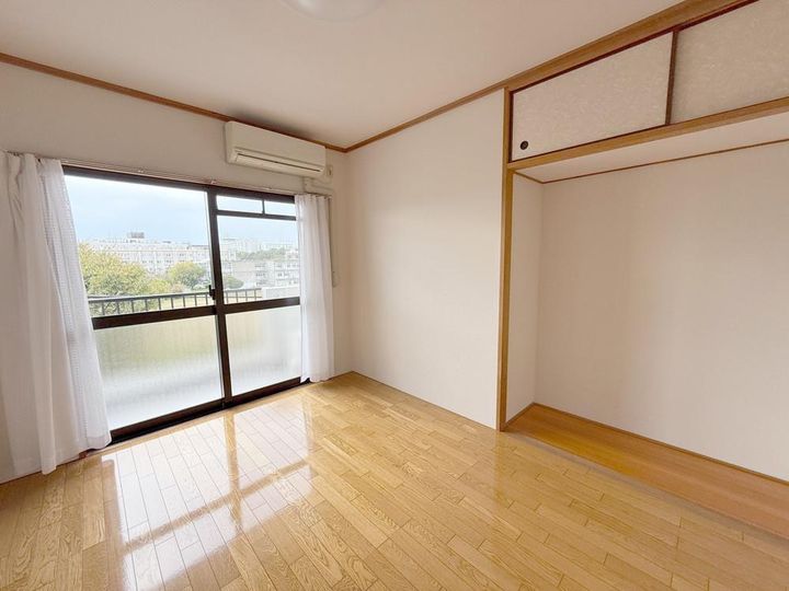 パールマンションの居間