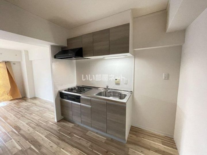 大阪府藤井寺市小山5(マンション)の賃貸物件のキッチン