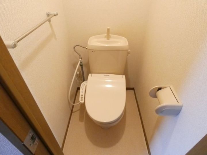 ハイカムール泉都町 B棟の内装