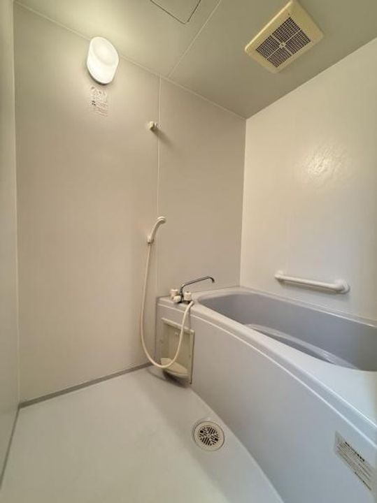 カルディア神田B棟の風呂