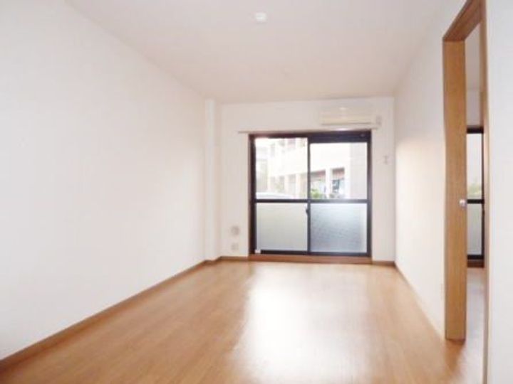 栃木県宇都宮市西一の沢町(マンション)の賃貸物件の居間