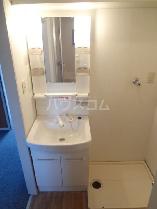 カタンクローバーIIの内装