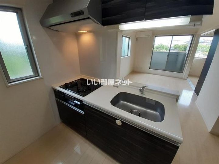 フローライトBのキッチン