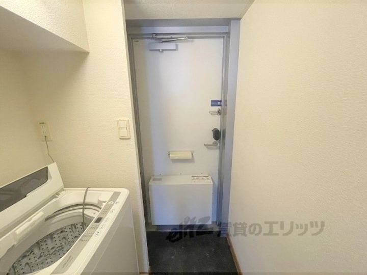 レオパレスプロスパの玄関