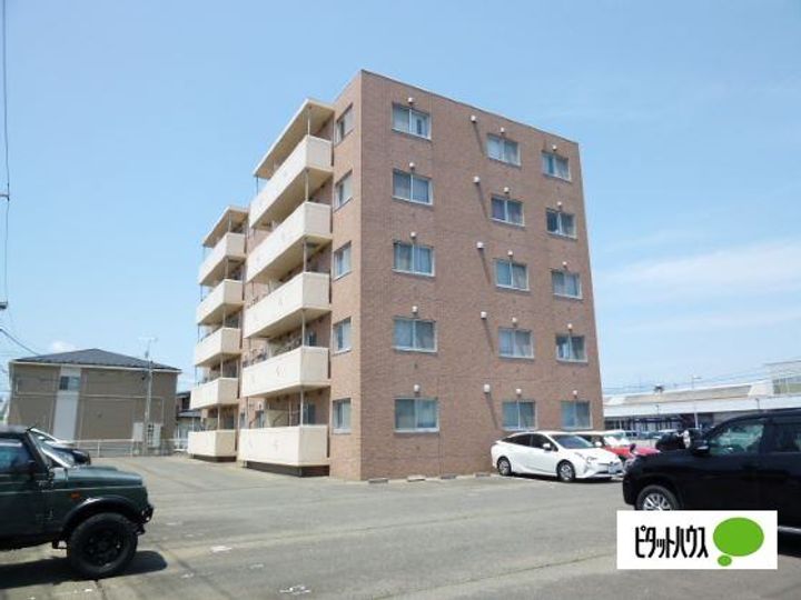 クラインファルケの外観