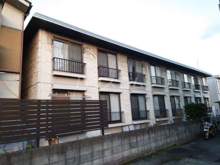 セラミックハイツ秋山の地図