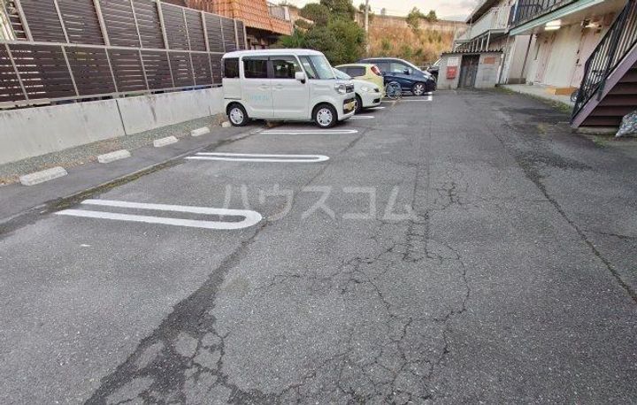 セラミックハイツ秋山の地図