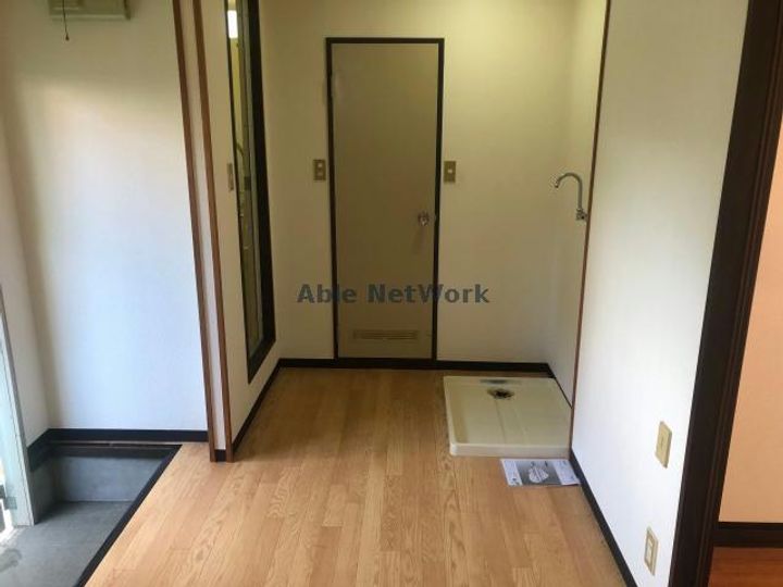 コーポラス林町の内装