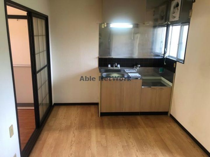 コーポラス林町のキッチン