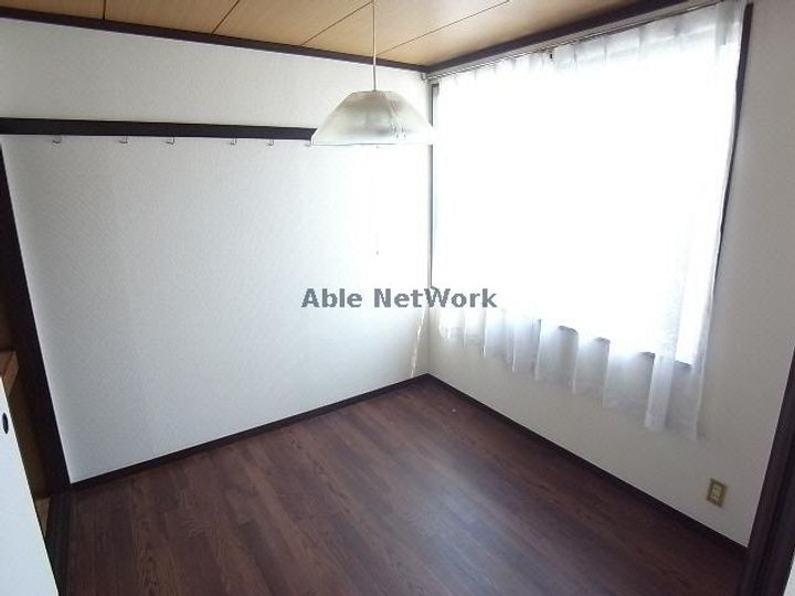 コーポラス林町の内装