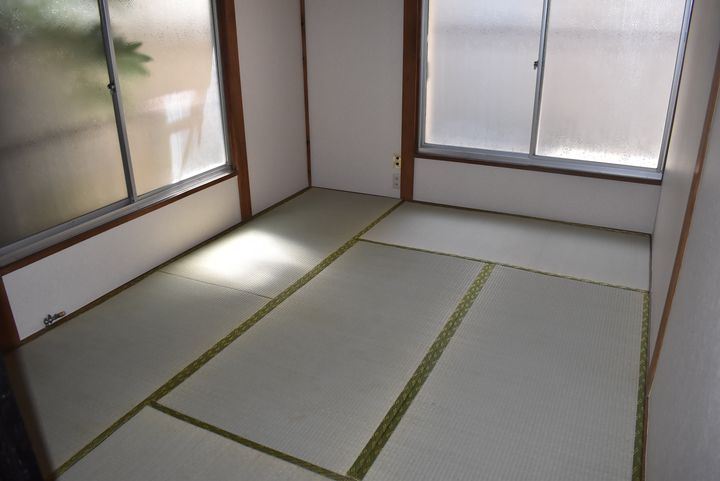 堤荘の居間