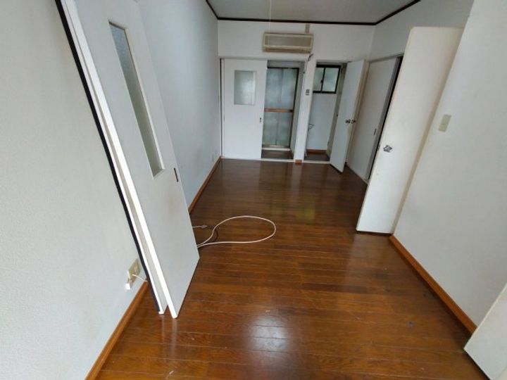 枚岡西ハイツの居間