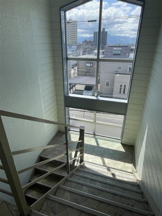 パールハイム栄町Aの地図