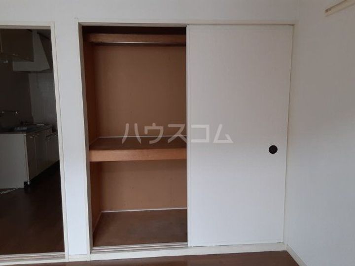 フラッツLの内装