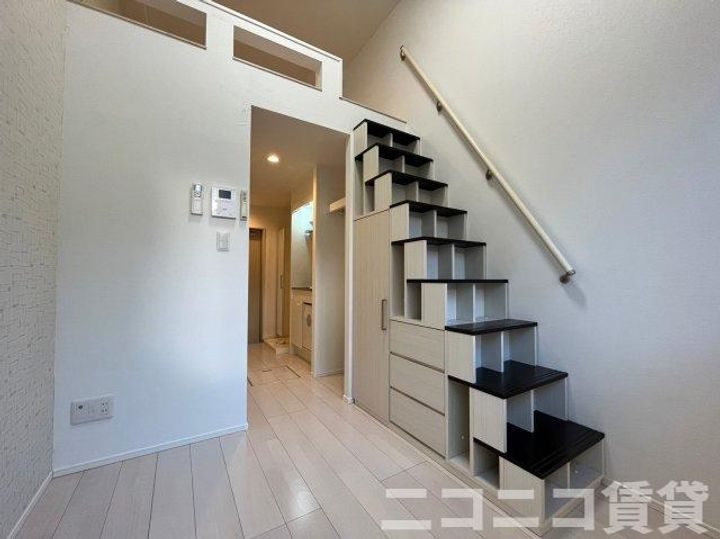 東京都杉並区和田1(アパート)の賃貸物件の居間