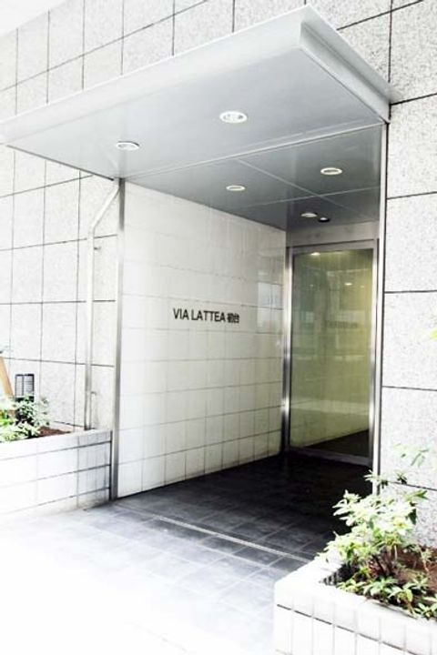 東京都渋谷区初台1の賃貸マンションの地図