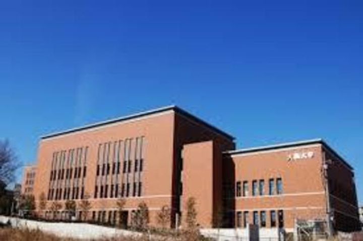 ラ・カーサ・エフの周辺