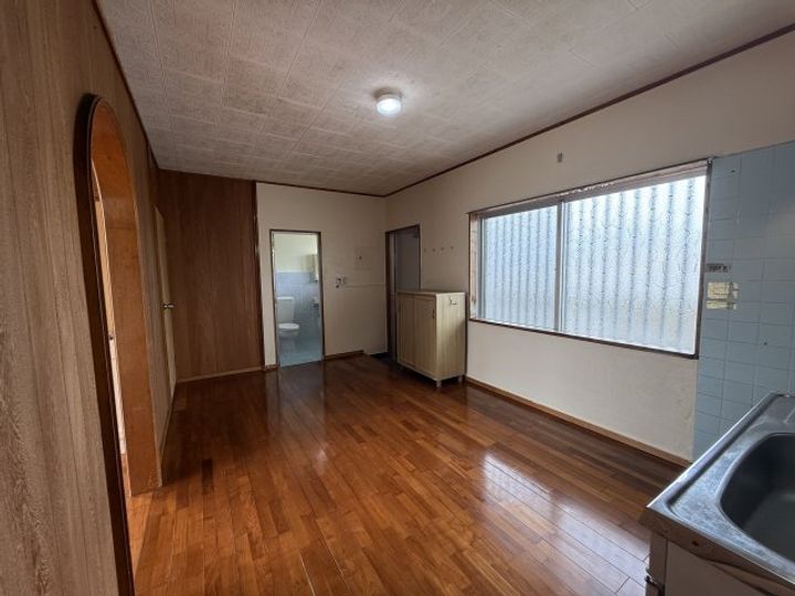 なぎさ荘の居間