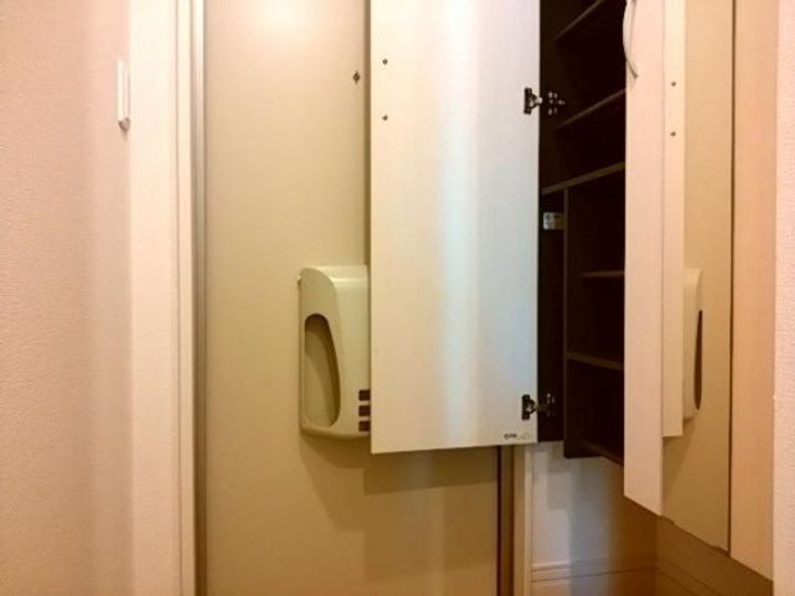 新潟県長岡市曙1(アパート)の賃貸物件の玄関