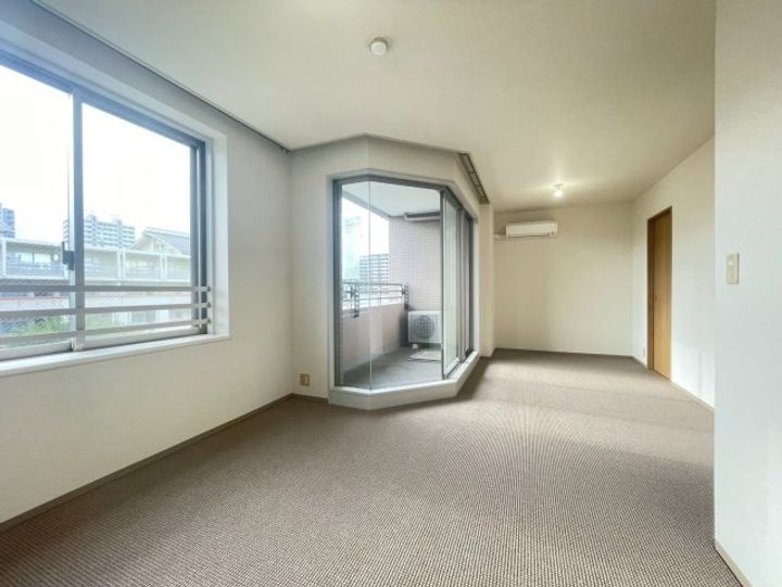 千葉県千葉市美浜区打瀬2(マンション)の賃貸物件の居間