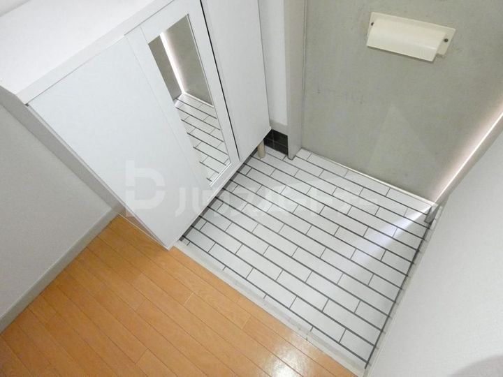 千葉県船橋市海神1(アパート)の賃貸物件の玄関