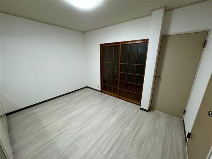 神奈川県大和市西鶴間5(アパート)の賃貸物件の居間