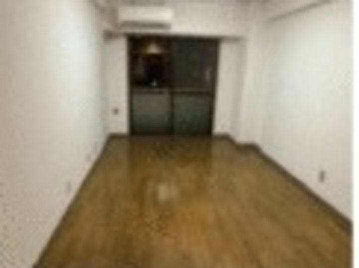 エリゼー池袋の居間