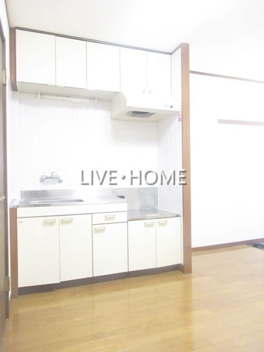 東京都中野区本町6(マンション)の賃貸物件の居間