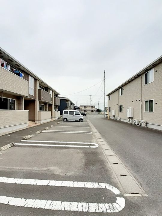 ミルト近見 IIの地図